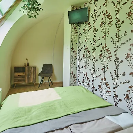 - Teresa 아파트 *